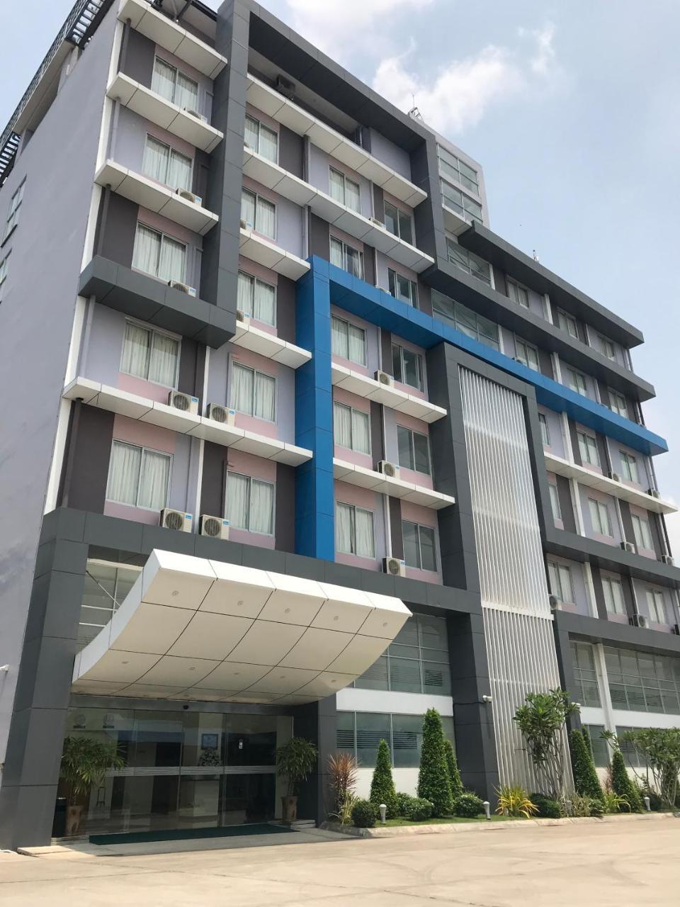 仰光百老汇酒店 外观 照片