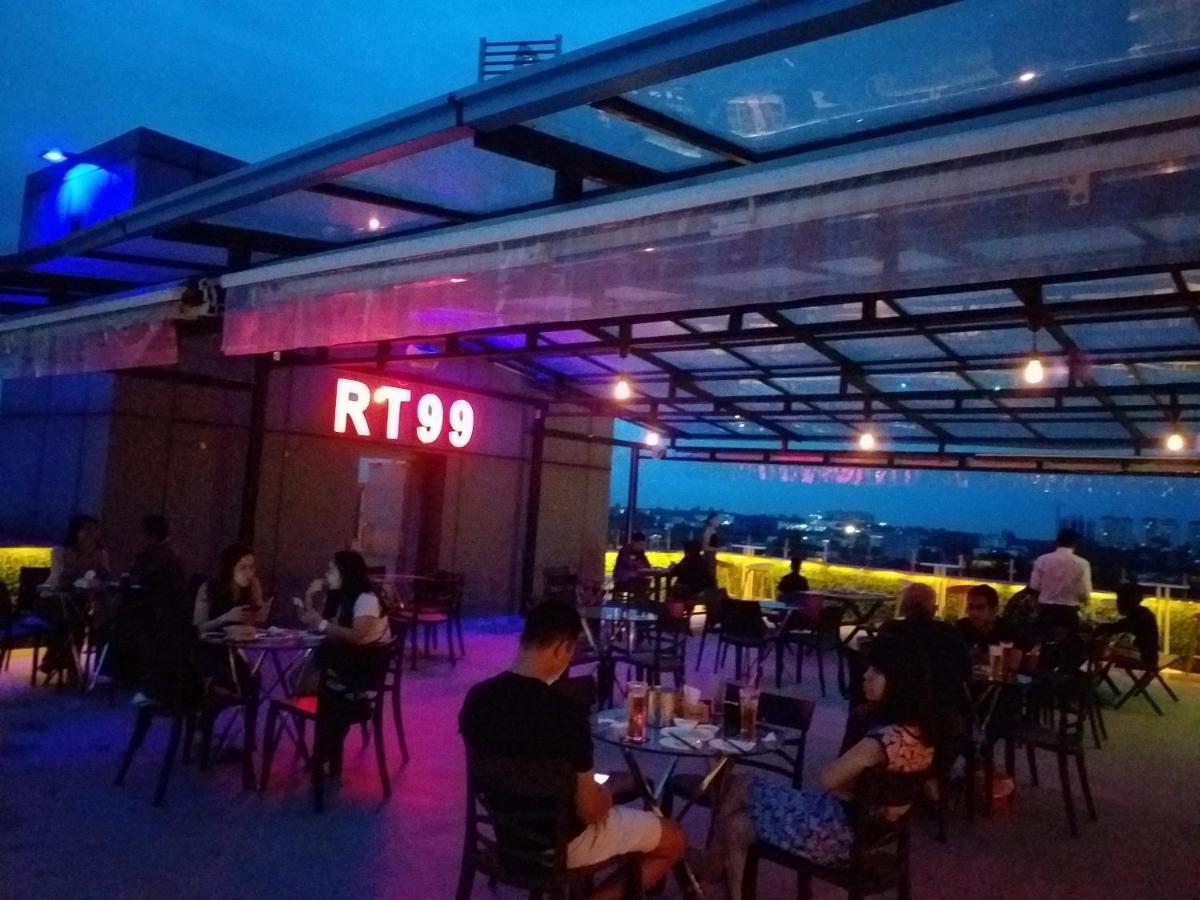 仰光百老汇酒店 外观 照片