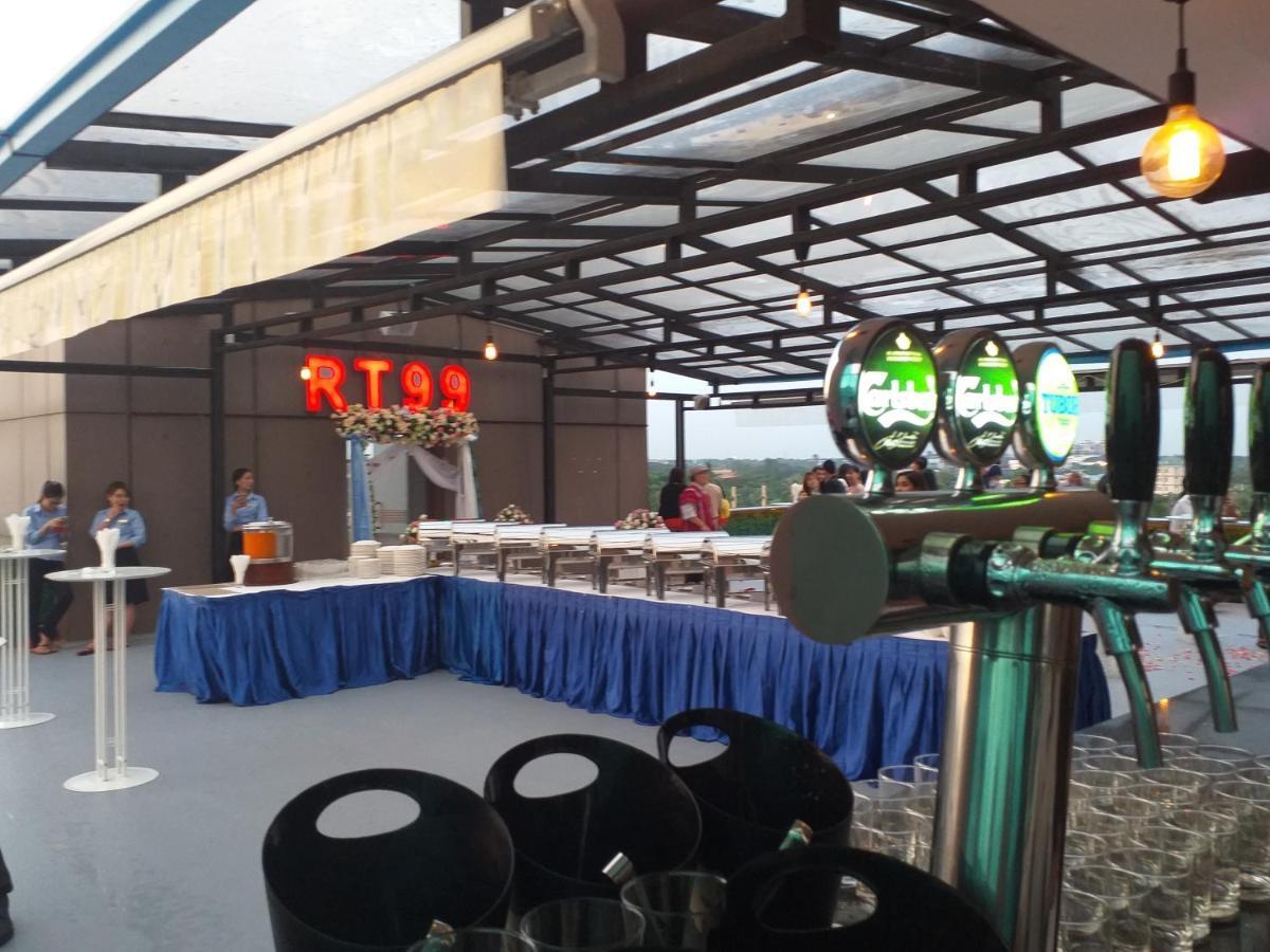 仰光百老汇酒店 外观 照片