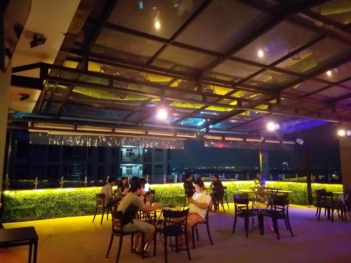仰光百老汇酒店 外观 照片
